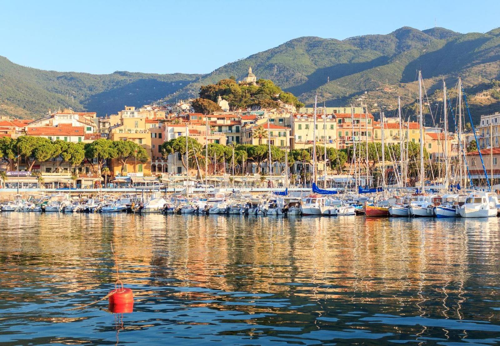La Pace, Il Sole, Il Mare - Sanremo Casa Indipendente Vista Mare, Posto Auto Privato, Ampio Spazio Esterno Attrezzato, A Pochi Minuti Dalle Spiagge Екстериор снимка
