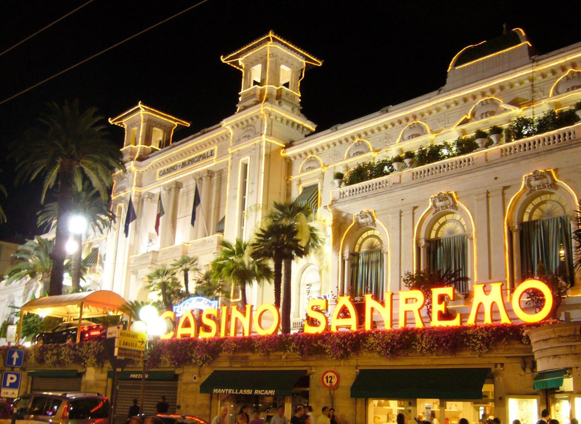 La Pace, Il Sole, Il Mare - Sanremo Casa Indipendente Vista Mare, Posto Auto Privato, Ampio Spazio Esterno Attrezzato, A Pochi Minuti Dalle Spiagge Екстериор снимка