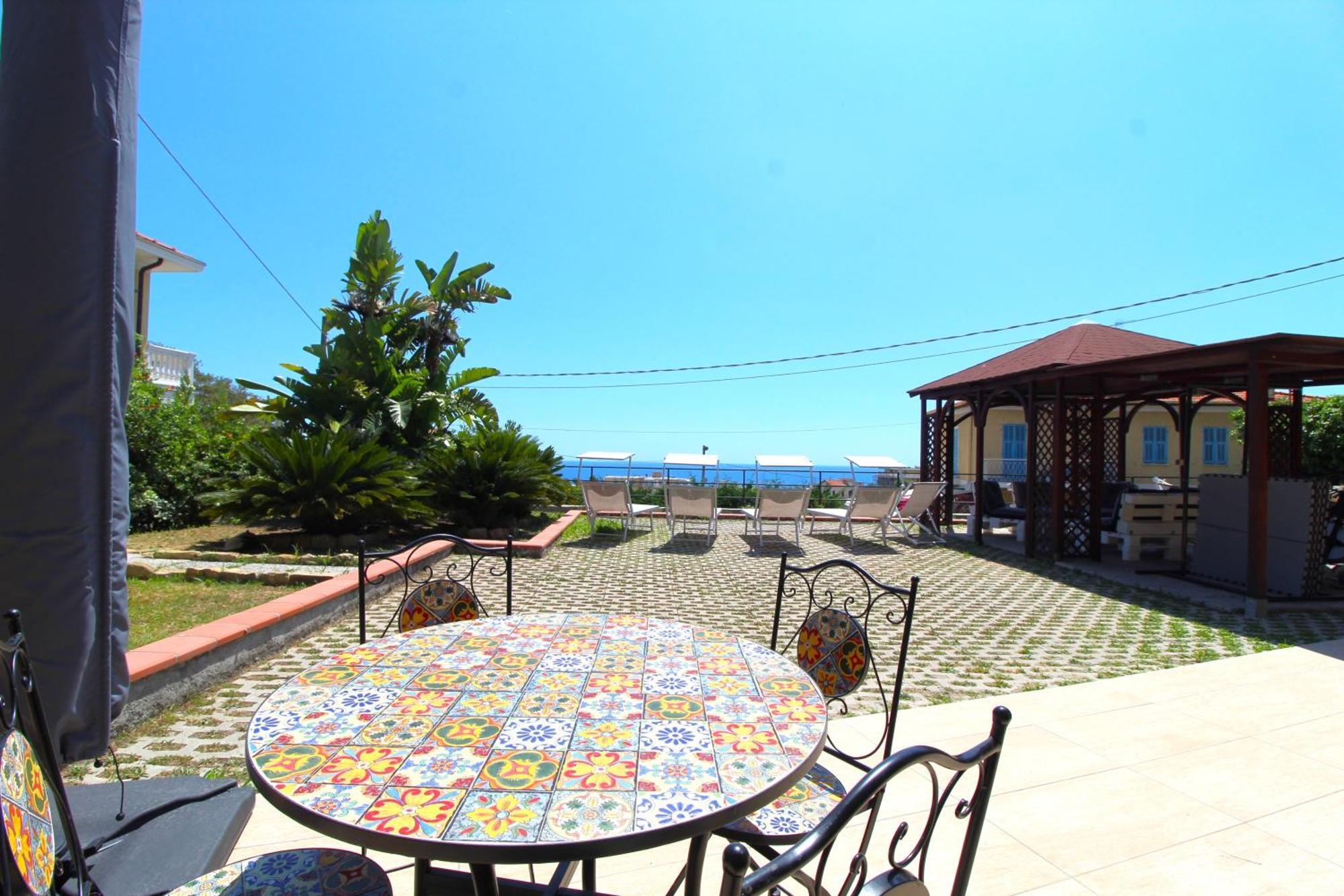 La Pace, Il Sole, Il Mare - Sanremo Casa Indipendente Vista Mare, Posto Auto Privato, Ampio Spazio Esterno Attrezzato, A Pochi Minuti Dalle Spiagge Екстериор снимка